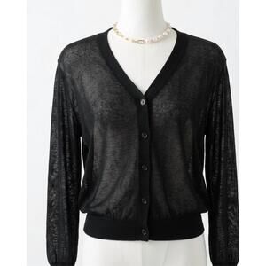 NEW PINCH women's v-neck long sleeve sweater in black